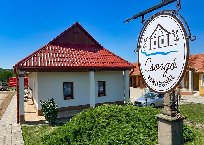 Csorgó Casa de hóspedes *